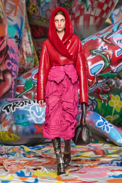 Look 57